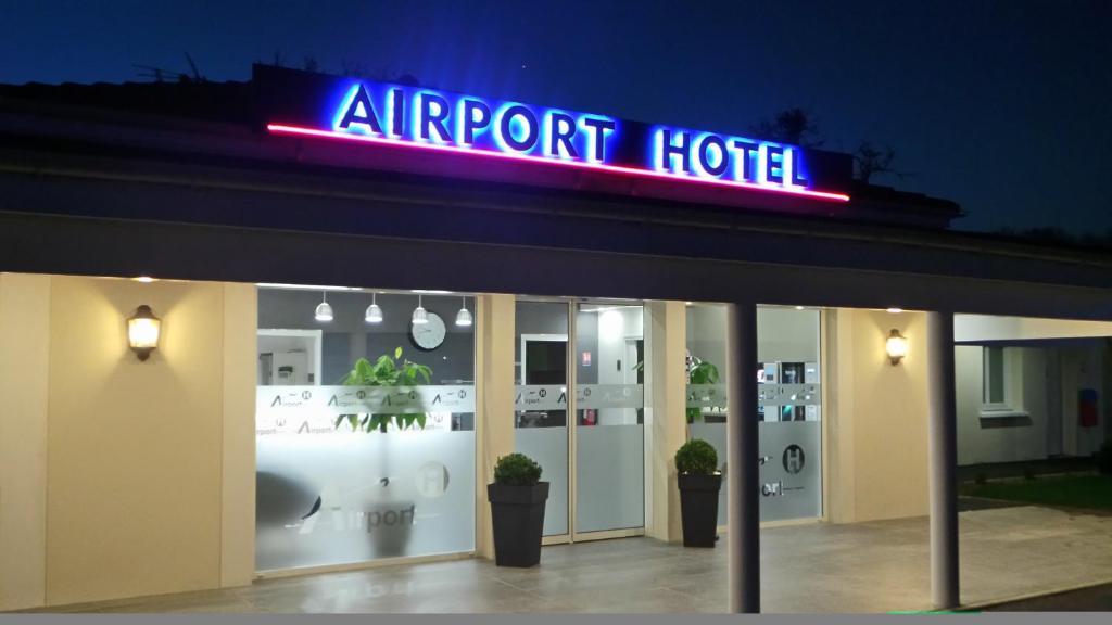 مورْوِجْارْ Airport-Hotel المظهر الخارجي الصورة